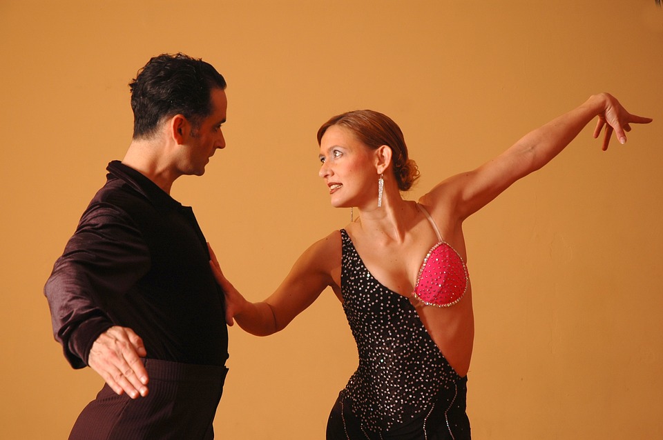 4 Ballroom Dance Classes To Take As An Adult